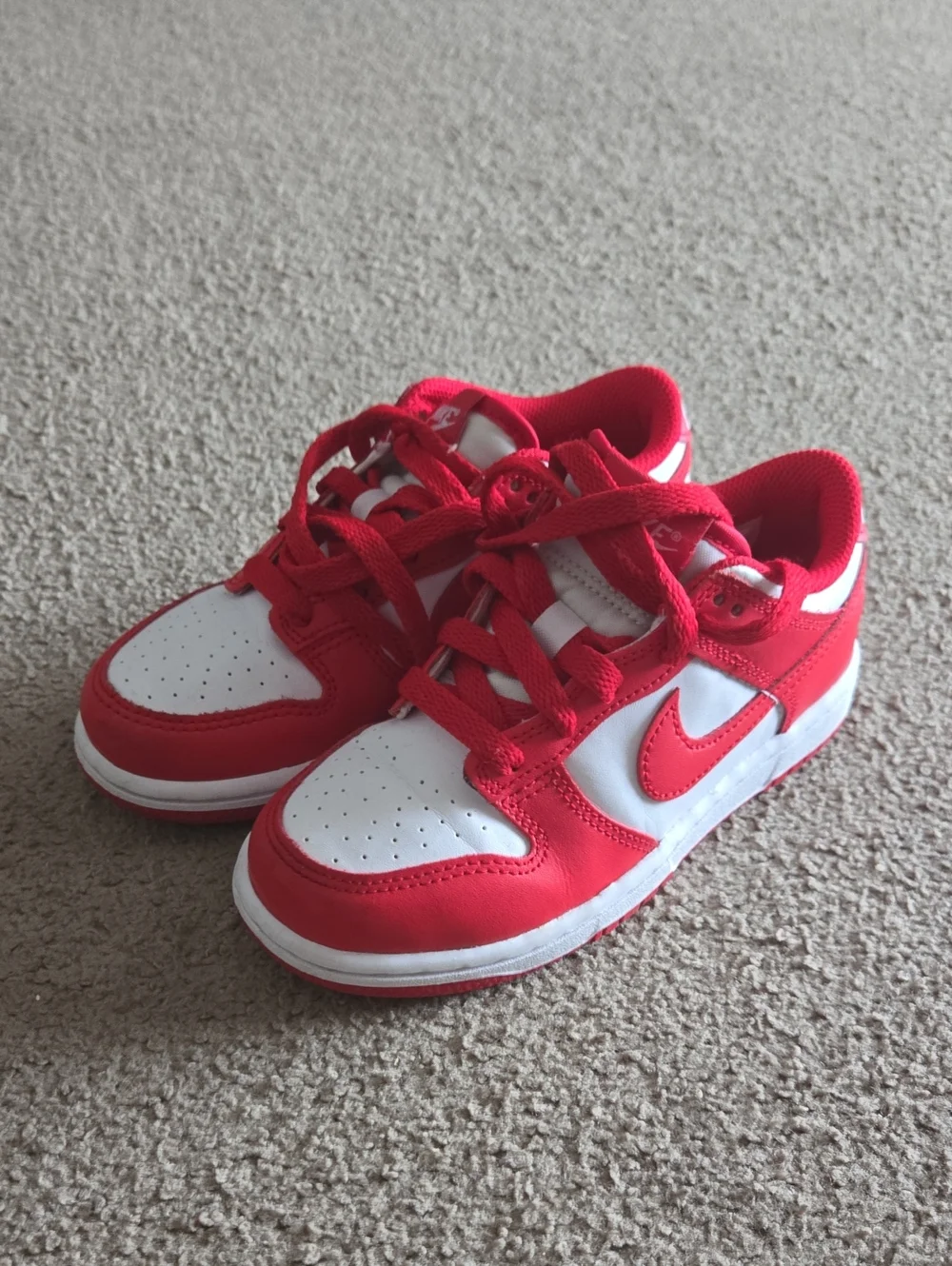 Nike Kids Red and White Low-Top Sneakers